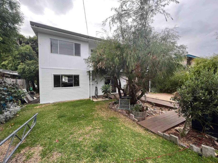 Retro Margaret River Beach Shack In Prevelly Park Villa Exterior photo